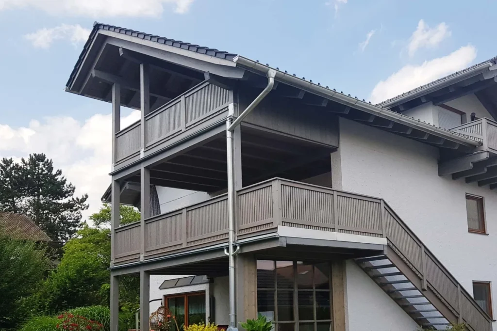 Balkone & Terrassen von Zimmerei Brunner in Rosenheim – Neubau, Sanierung und langlebige Beläge aus Holz oder WPC