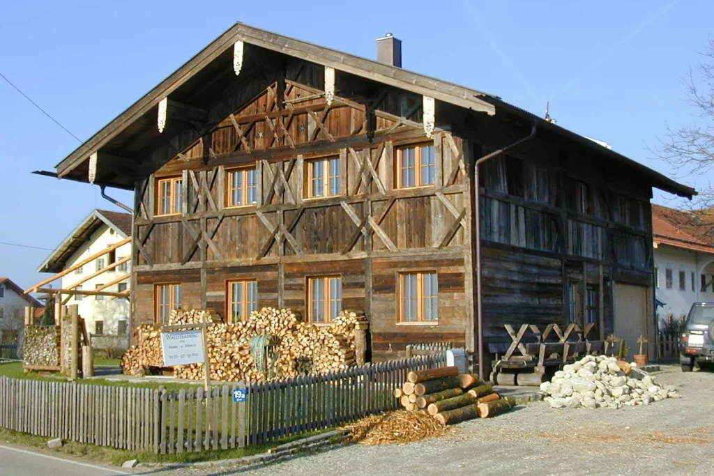Denkmalschutz in Rosenheim – Zimmerei Brunner restauriert historische Fachwerk- und Holzbauten fachgerecht
